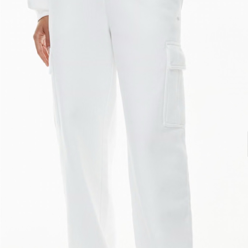 Aritzia Cozy Sweatfleece Mega Cargo Sweatpants White